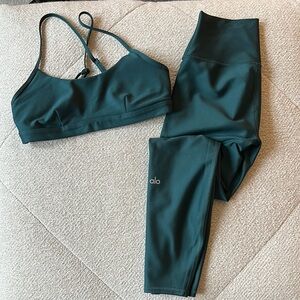 ALO Yoga Airlift Leggings Set